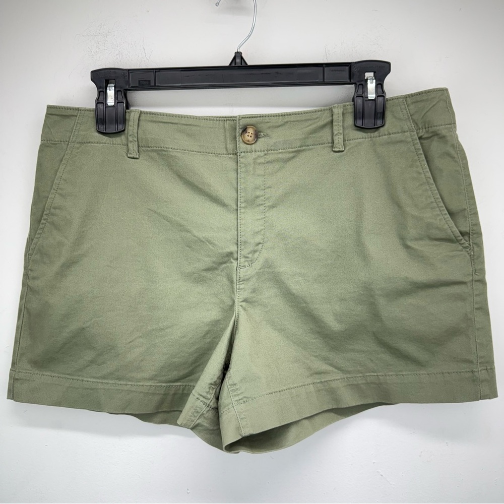 Loft size 14 Women’s Green Washed Twill High Rise 4” Chino Shorts